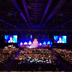 Willow Creek Jugendplus-Kongress 2015